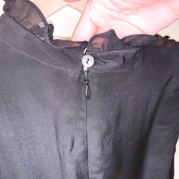 Nanette Lepore Black Silk Mess with Beads Top - Picture 4 of 14